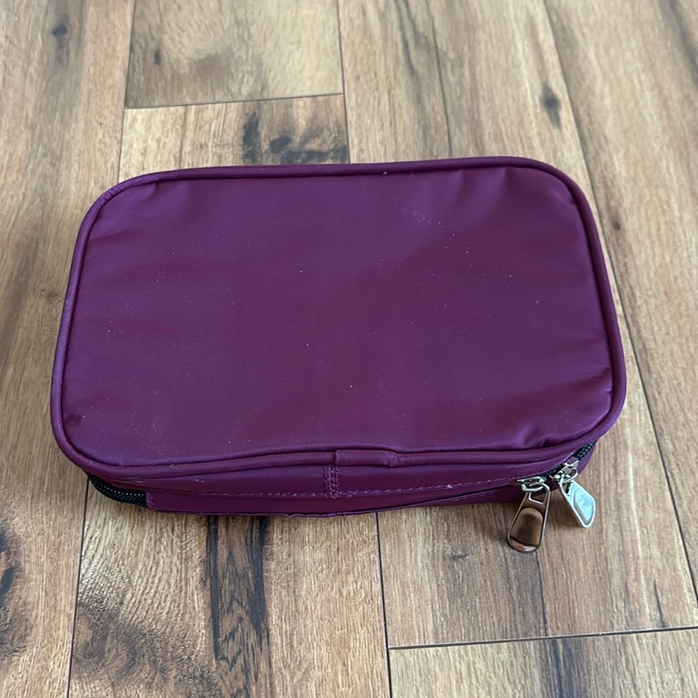 Samantha Brown purple travel organizer bag